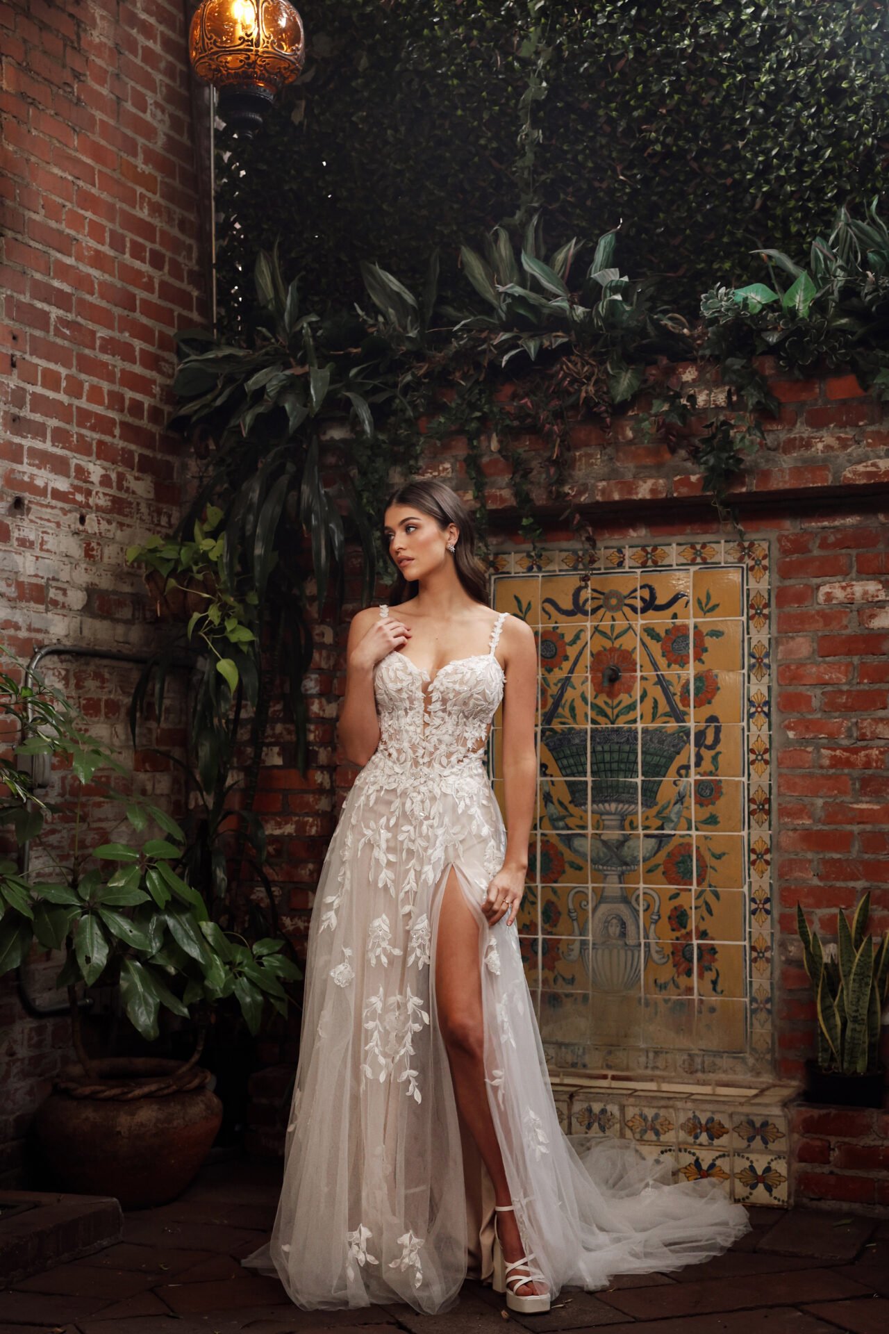 D4258-M25-INF-ESS-06-1280x1920.jpg